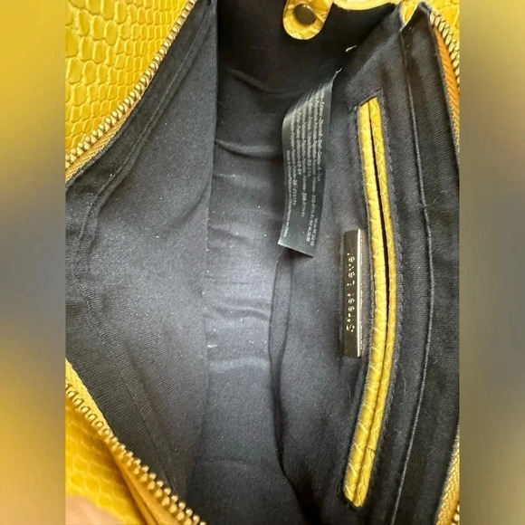 Street Level circle crossbody faux leather Croc tote bag purse. Yellow - Picture 11 of 16